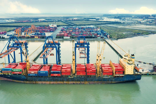 Các giải pháp phát triển hiệu quả vận tải đường thủy