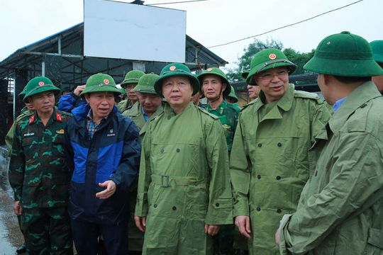 Chính quyền các xã phải nắm chắc phương tiện, nhân lực phòng, chống bão