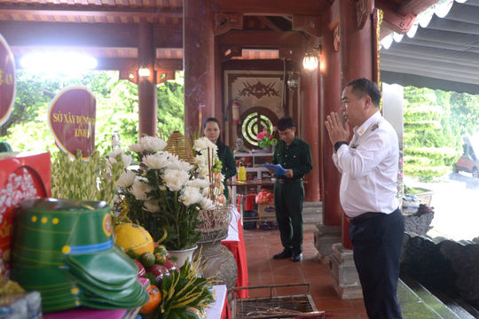 Hội Cựu chiến binh KTNN và KTNN chuyên ngành Ib: Hành trình tri ân các Anh hùng liệt sĩ đầy ý nghĩa Hội Cựu chiến binh KTNN và KTNN chuyên ngành Ib: Hành trình tri ân các Anh hùng liệt sĩ đầy ý nghĩa