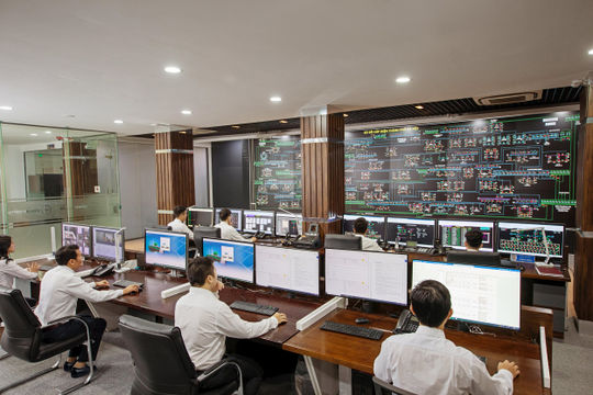 SCADA – “Trái tim số” vận hành lưới điện Thủ đô SCADA – “Trái tim số” vận hành lưới điện Thủ đô