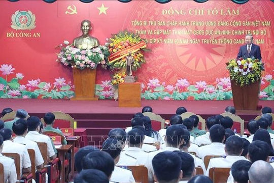 Tổng Bí thư: Đổi mới mạnh mẽ tư duy, cách thức triển khai bảo vệ an ninh chính trị nội bộ