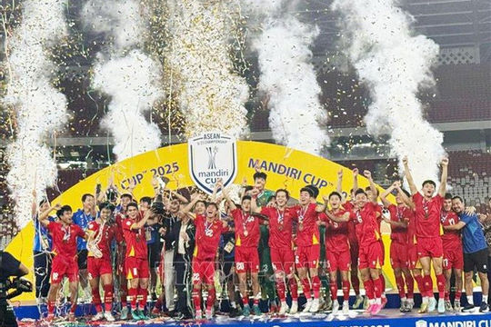 Thủ tướng chúc mừng U23 Việt Nam lần thứ ba liên tiếp vô địch Đông Nam Á