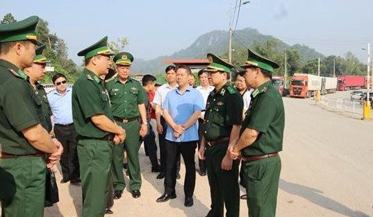 Xuất nhập khẩu qua cửa khẩu Hữu Nghị khởi sắc, nhiều tín hiệu lạc quan