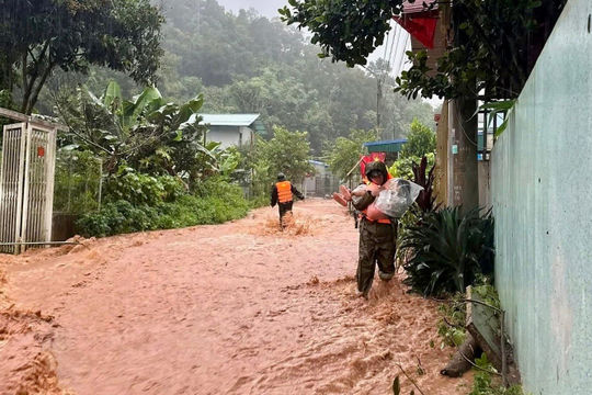 Khẩn trương khắc phục hậu quả mưa lũ tại Điện Biên