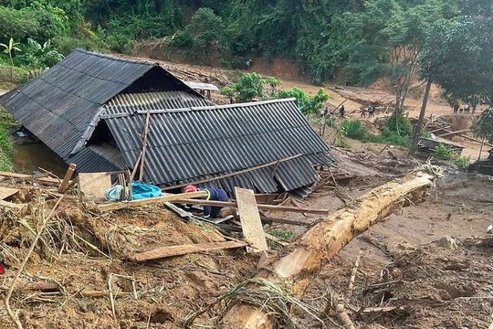 Hỗ trợ khẩn cấp 250 tỷ đồng cho 3 tỉnh khắc phục hậu quả mưa lũ