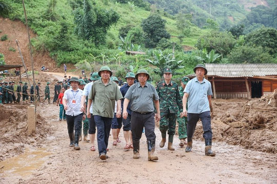 Làm mọi cách nhanh nhất có thể để bà con sớm ổn định đời sống