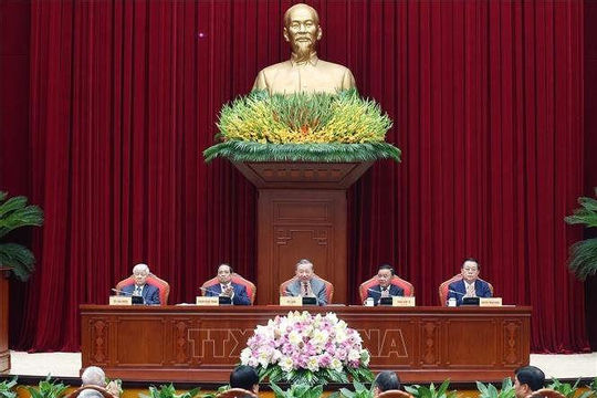 Tổng Bí thư: Trí thức, nhà khoa học, văn nghệ sỹ tiếp tục là lực lượng tiên phong mở đường cho dân tộc tiến lên mạnh mẽ