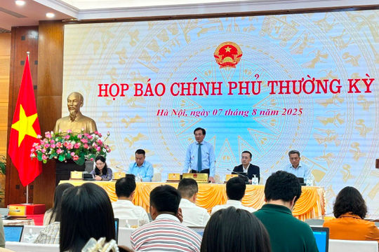 Tổng vốn FDI đăng ký 7 tháng cao nhất trong vòng 5 năm qua