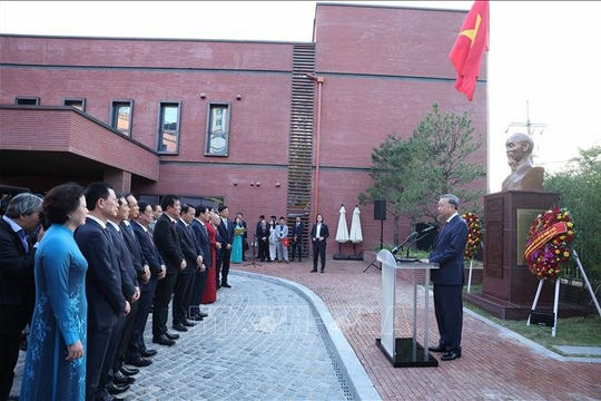 Tổng Bí thư Tô Lâm dự Lễ Khánh thành tượng Chủ tịch Hồ Chí Minh tại Hàn Quốc