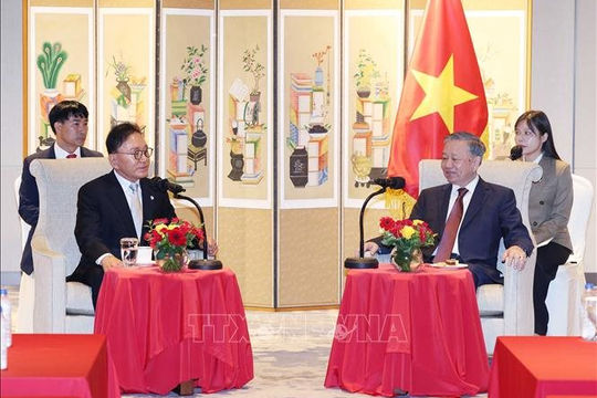 Tổng Bí thư Tô Lâm tiếp nguyên Tổng Lãnh sự danh dự Việt Nam tại Hàn Quốc