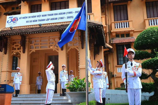 ASEAN - hành trình hội nhập và bản lĩnh Việt Nam ASEAN - hành trình hội nhập và bản lĩnh Việt Nam
