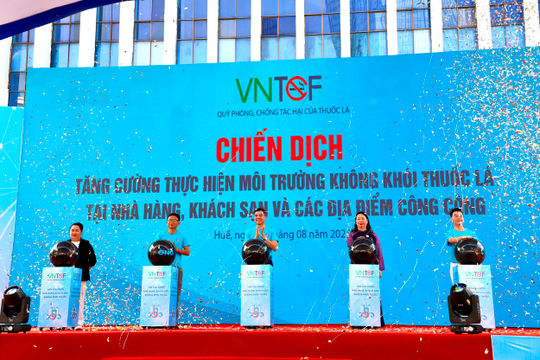 Phát động Chiến dịch môi trường không khói thuốc lá Phát động Chiến dịch môi trường không khói thuốc lá