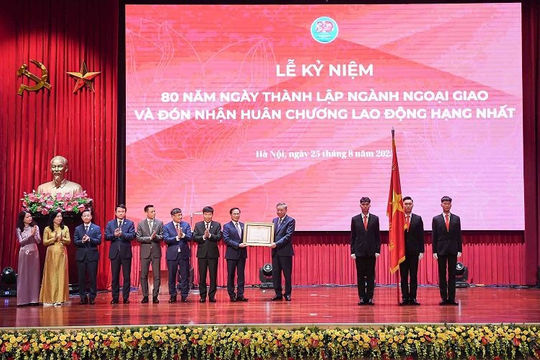 Ngoại giao phải tạo điều kiện thực hiện thành công các đột phá lớn của đất nước