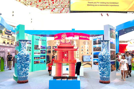 Không gian triển lãm “Thủ đô Hà Nội văn hiến, anh hùng - 80 năm hành trình cùng đất nước”