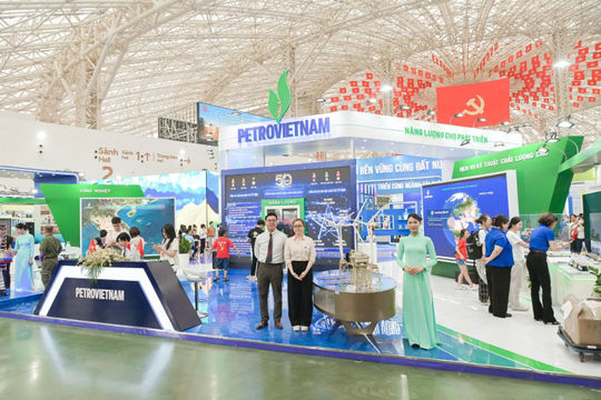 Khắc họa 3 trụ cột chiến lược của Petrovietnam tại Triển lãm 80 năm thành tựu đất nước