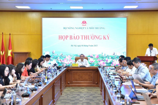 Kim ngạch xuất khẩu nông, lâm, thủy sản tăng mạnh so với cùng kỳ Kim ngạch xuất khẩu nông, lâm, thủy sản tăng mạnh so với cùng kỳ