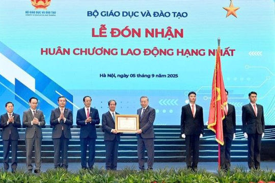 Tổng Bí thư Tô Lâm dự Lễ kỷ niệm 80 năm truyền thống ngành giáo dục và khai giảng năm học 2025-2026