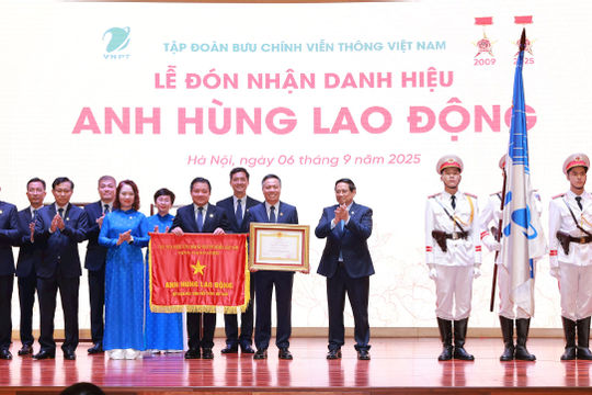 VNPT đón nhận danh hiệu Anh hùng lao động: Dấu ấn đổi mới – Tiên phong - Sáng tạo VNPT đón nhận danh hiệu Anh hùng lao động: Dấu ấn đổi mới – Tiên phong - Sáng tạo