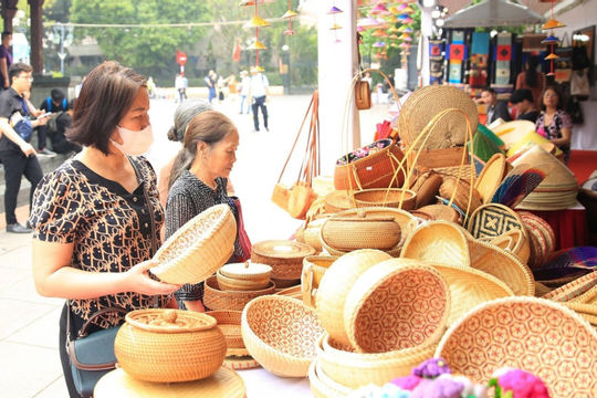 CPI tháng 8 tăng nhẹ so với tháng trước CPI tháng 8 tăng nhẹ so với tháng trước