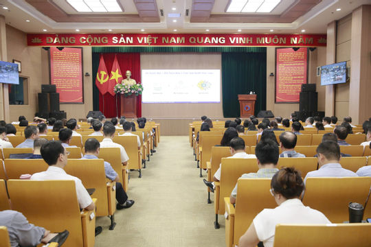 Cán bộ, đảng viên KTNN dự tập huấn ứng dụng trí tuệ nhân tạo trong công tác Đảng Cán bộ, đảng viên KTNN dự tập huấn ứng dụng trí tuệ nhân tạo trong công tác Đảng