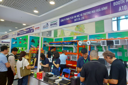 Gần 300 doanh nghiệp tham dự triển lãm quốc tế về công nghiệp Gần 300 doanh nghiệp tham dự triển lãm quốc tế về công nghiệp