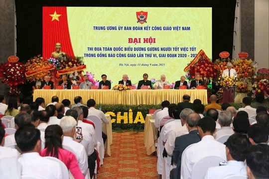 Phát huy tinh thần thi đua yêu nước, sống “tốt đời đẹp đạo” Phát huy tinh thần thi đua yêu nước, sống “tốt đời đẹp đạo”