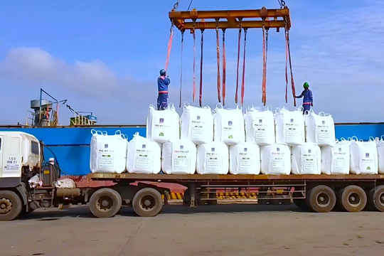 Kiến nghị đưa thuế xuất khẩu phân bón về 0% để tăng sức cạnh tranh Kiến nghị đưa thuế xuất khẩu phân bón về 0% để tăng sức cạnh tranh