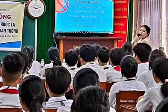 Quảng Ngãi tăng cường truyền thông phòng, chống tác hại thuốc lá trong trường học Quảng Ngãi tăng cường truyền thông phòng, chống tác hại thuốc lá trong trường học