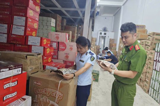 Hà Nội: Tạm giữ 600 bánh trung thu nhập lậu tại xã An Khánh