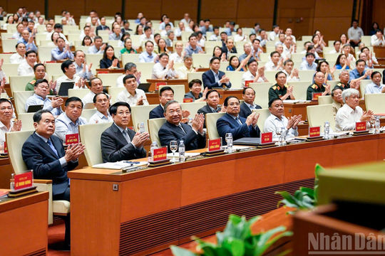 Bốn nghị quyết chiến lược: Xung lực mới cho khát vọng Việt Nam hùng cường