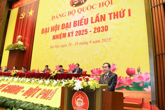 Khai mạc Phiên chính thức Đại hội đại biểu Đảng bộ Quốc hội lần thứ I