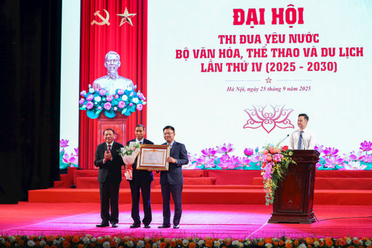 Toàn ngành văn hóa lan tỏa tinh thần thi đua yêu nước 