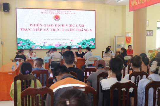 Đa dạng, linh hoạt trong hoạt động kết nối việc làm