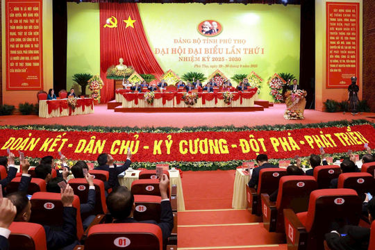 Mở ra thời kỳ phát triển mới của tỉnh Phú Thọ Mở ra thời kỳ phát triển mới của tỉnh Phú Thọ