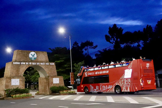 SABECO lan tỏa di sản 150 năm, khẳng định cam kết phát triển bền vững tại Vĩnh Long SABECO lan tỏa di sản 150 năm, khẳng định cam kết phát triển bền vững tại Vĩnh Long