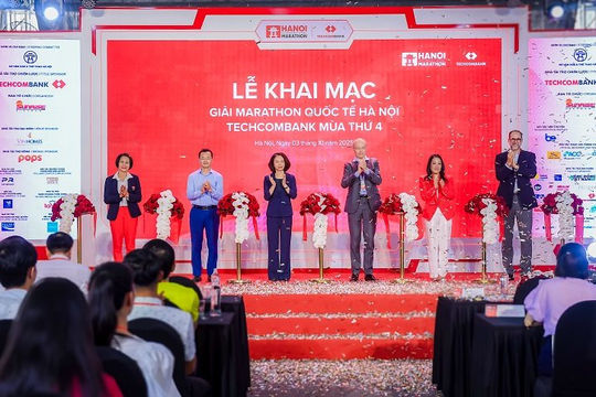 Hơn 13.000 vận động viên tham gia Giải Marathon Quốc tế Hà Nội Techcombank