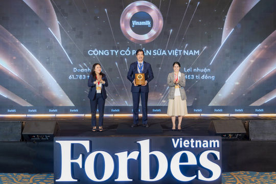 Vinamilk đứng đầu top 25 thương hiệu dẫn đầu 2025 của Forbes Việt Nam