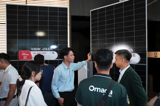 Phổ cập điện mặt trời: Hướng mở cho kinh tế xanh Việt Nam