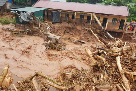 Chủ động ứng phó các nguy cơ do ảnh hưởng của bão số 11