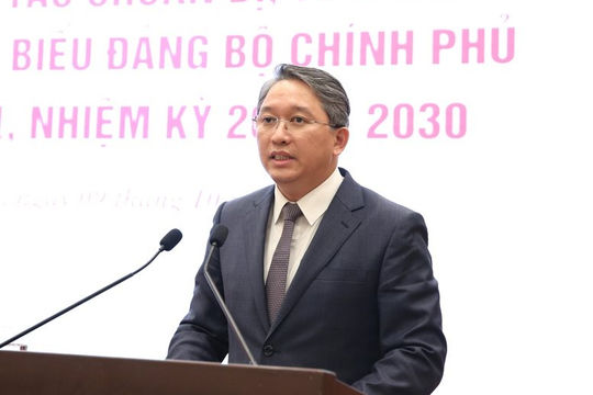 Đổi mới trước hết phải bắt đầu bằng thể chế pháp luật