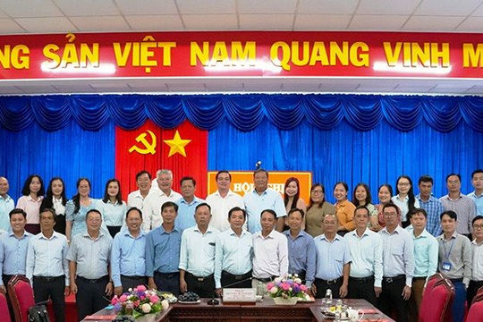 Triển khai Quyết định thành lập Ban Quản lý Khu kinh tế tỉnh Cà Mau Triển khai Quyết định thành lập Ban Quản lý Khu kinh tế tỉnh Cà Mau