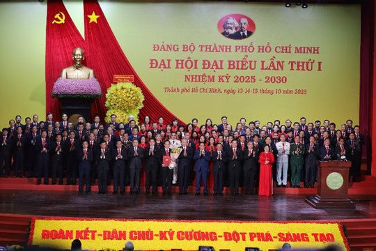 Đảng bộ Thành phố Hồ Chí Minh cần đưa tinh thần các nghị quyết chiến lược của Bộ Chính trị vào thực tiễn phát triển