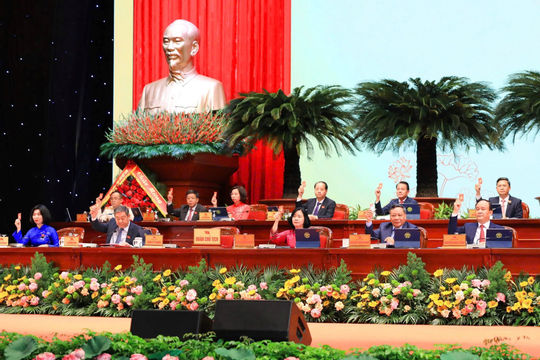 Tạo đột phá tăng trưởng để Hà Nội thực hiện sứ mệnh dẫn dắt và lan tỏa phát triển Tạo đột phá tăng trưởng để Hà Nội thực hiện sứ mệnh dẫn dắt và lan tỏa phát triển