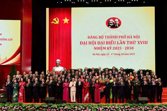 Đảng bộ thành phố Hà Nội xác định 3 khâu đột phá và 10 nhiệm vụ trọng tâm trong giai đoạn 2025-2030 Đảng bộ thành phố Hà Nội xác định 3 khâu đột phá và 10 nhiệm vụ trọng tâm trong giai đoạn 2025-2030