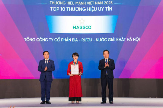 HABECO được vinh danh Top 10 thương hiệu uy tín Việt Nam  HABECO được vinh danh Top 10 thương hiệu uy tín Việt Nam