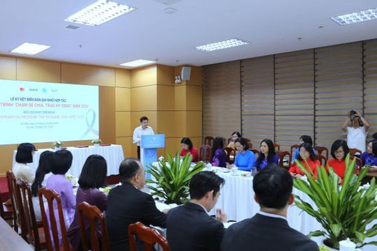Chung tay vì sức khỏe phụ nữ có hoàn cảnh khó khăn Chung tay vì sức khỏe phụ nữ có hoàn cảnh khó khăn
