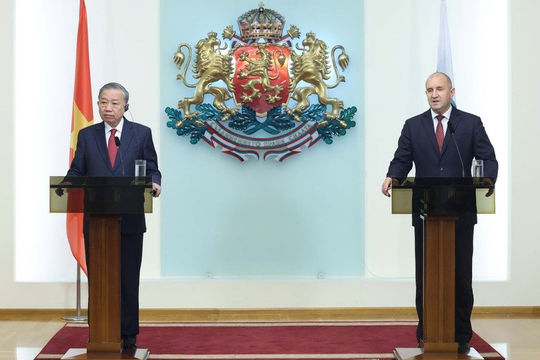 Việt Nam và Bulgaria thiết lập quan hệ Đối tác chiến lược Việt Nam và Bulgaria thiết lập quan hệ Đối tác chiến lược