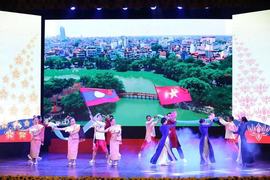 Sắp tổ chức chương trình Những ngày phim Việt Nam tại Lào Sắp tổ chức chương trình Những ngày phim Việt Nam tại Lào
