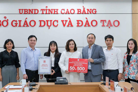 Văn phòng phẩm Hồng Hà đồng hành cùng Bộ GD&ĐT hỗ trợ các tỉnh khắc phục hậu quả sau bão lũ  Văn phòng phẩm Hồng Hà đồng hành cùng Bộ GD&ĐT hỗ trợ các tỉnh khắc phục hậu quả sau bão lũ