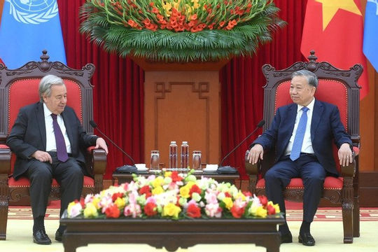 Việt Nam chung tay xây dựng thế giới hòa bình Việt Nam chung tay xây dựng thế giới hòa bình